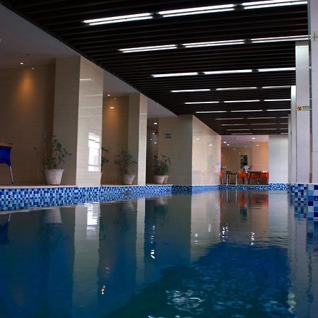 Lark Hotel Dar es Salaam Zewnętrze zdjęcie