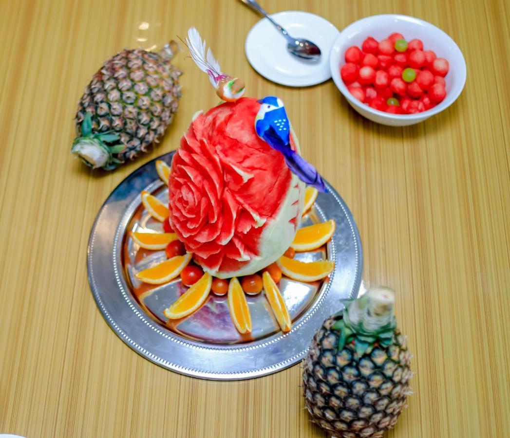 Lark Hotel Dar es Salaam Zewnętrze zdjęcie