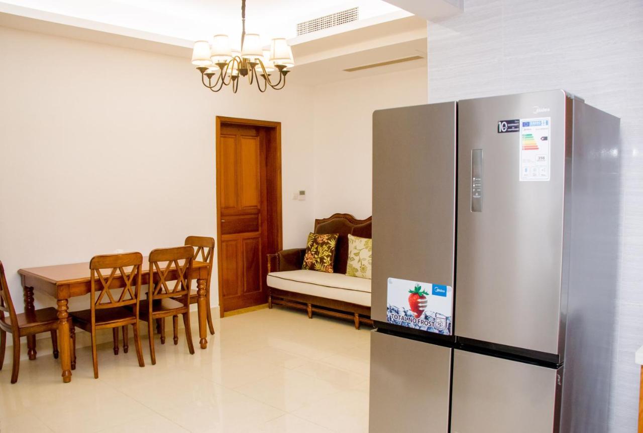 Lark Hotel Dar es Salaam Zewnętrze zdjęcie