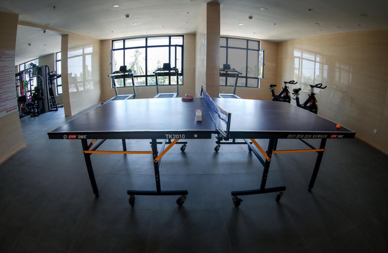 Lark Hotel Dar es Salaam Zewnętrze zdjęcie