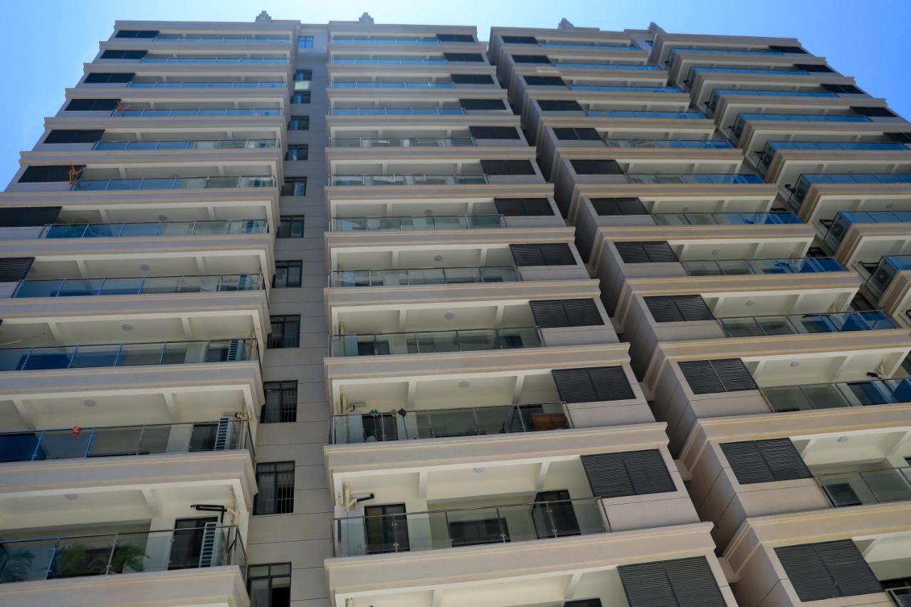 Lark Hotel Dar es Salaam Zewnętrze zdjęcie
