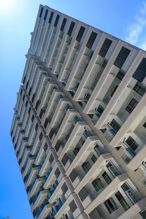 Lark Hotel Dar es Salaam Zewnętrze zdjęcie