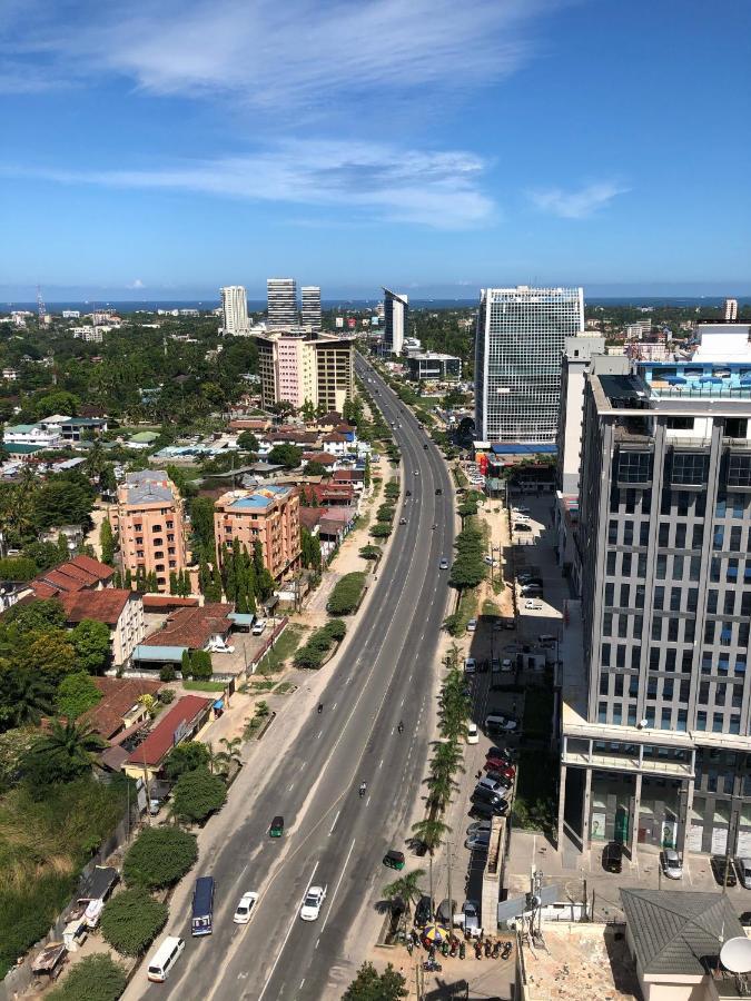 Lark Hotel Dar es Salaam Zewnętrze zdjęcie